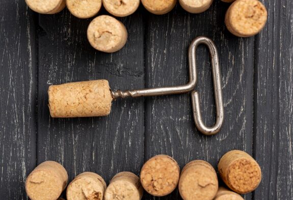 Rolha de cortiça natural: por que ela é a melhor opção para garantir sabor e conservação